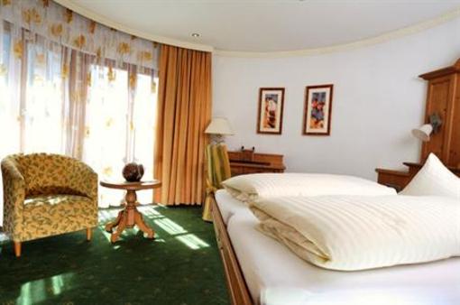 фото отеля Alpenhotel Ischgler Hof Ischgl