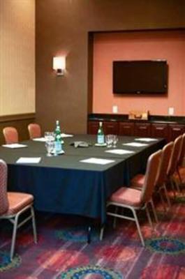 фото отеля Crowne Plaza Dayton