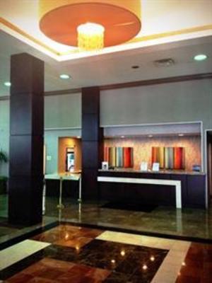 фото отеля Crowne Plaza Dayton