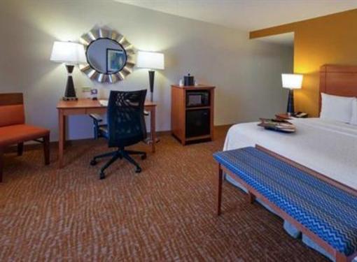 фото отеля Hampton Inn & Suites Mobile/I-65 @ Airport Blvd