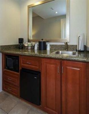 фото отеля Hampton Inn & Suites Mobile/I-65 @ Airport Blvd