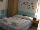 фото отеля Hostal Dona Lola