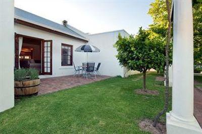 фото отеля La Galiniere Guest Cottages