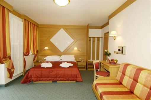 фото отеля Hotel La Serenella