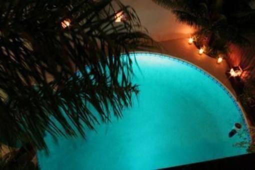 фото отеля Point B Guest House
