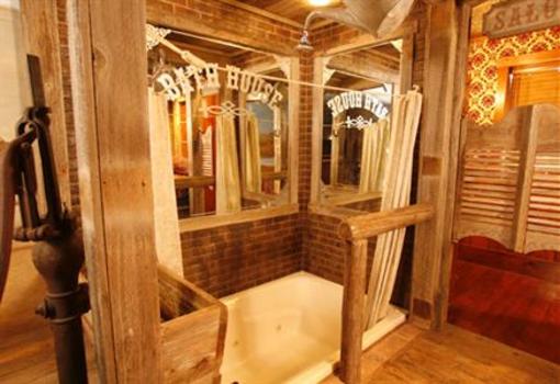 фото отеля Black Swan Inn Luxurious Theme Suites