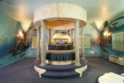 фото отеля Black Swan Inn Luxurious Theme Suites