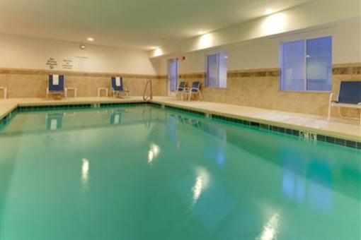 фото отеля Holiday Inn Express Hotel & Suites Albuquerque Airport