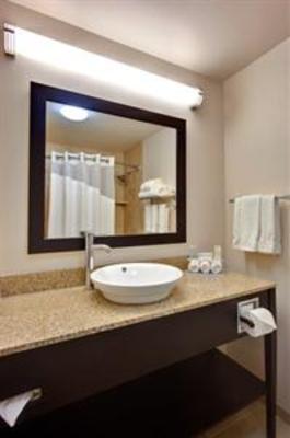 фото отеля Holiday Inn Express Hotel & Suites Albuquerque Airport