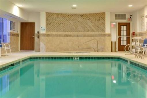 фото отеля Holiday Inn Express Hotel & Suites Albuquerque Airport
