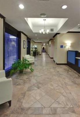 фото отеля Holiday Inn Express Hotel & Suites Albuquerque Airport