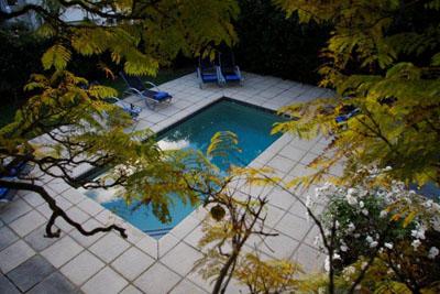 фото отеля 1 On Queens Boutique Guest House