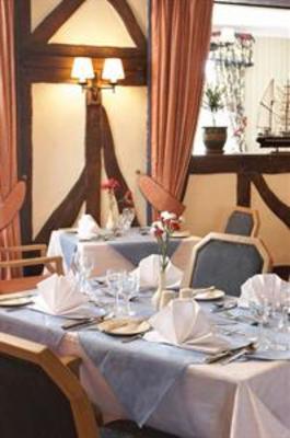 фото отеля BEST WESTERN Stade Court Hotel