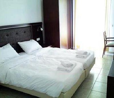 фото отеля Irini Hotel Tourlos