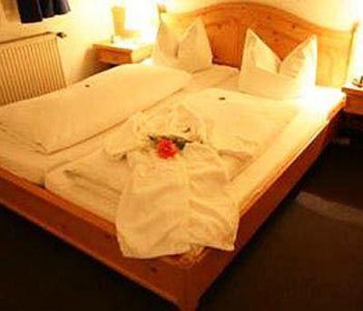 фото отеля Hotel Hartl's Lindenmuhle