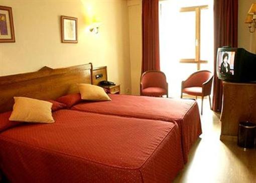 фото отеля Hotel Ciudad de Cangas de Onis
