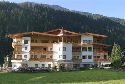 фото отеля Hotel Tuxertal