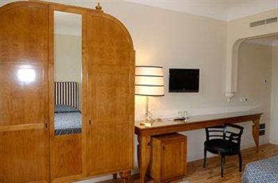 фото отеля Grand Hotel Certosa