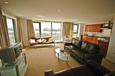 фото отеля Ocean Apartments