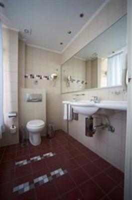 фото отеля Tropical Hotel Alimos