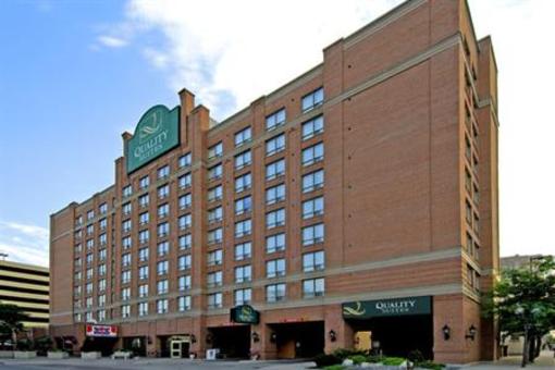 фото отеля Quality Suites Downtown Windsor