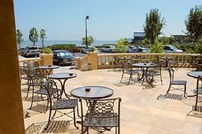 фото отеля Bay Landing Hotel