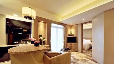 фото отеля Wuhan Royal Suites & Towers Hotel