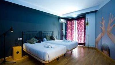 фото отеля Rooms Deluxe Hotel