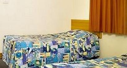 фото отеля Tropical Queenslander Hotel Cairns