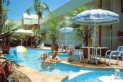 фото отеля Tropical Queenslander Hotel Cairns