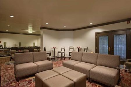 фото отеля Hilton Suites