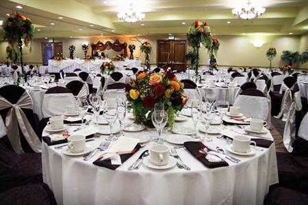 фото отеля Doubletree Hotel Claremont