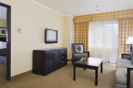 фото отеля Doubletree Hotel Claremont