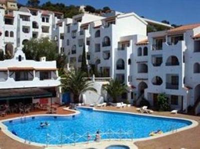 фото отеля Holiday Park Apartments Calvia