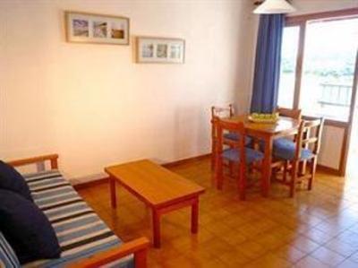 фото отеля Holiday Park Apartments Calvia