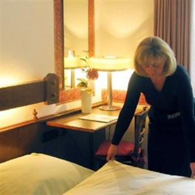 фото отеля Hotel zum Walde