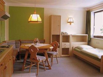фото отеля Hotel zum Walde