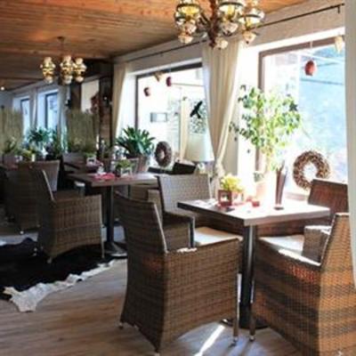 фото отеля Hotel zum Walde