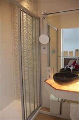 фото отеля Hotel zum Walde