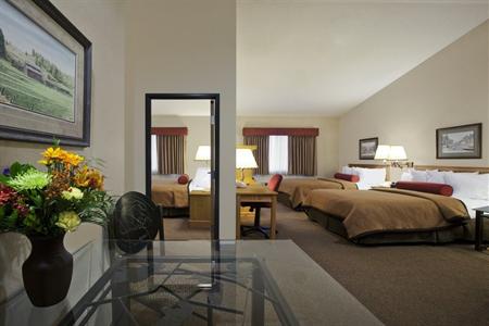 фото отеля BEST WESTERN Golden Spike Inn & Suites