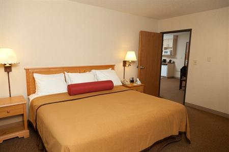фото отеля BEST WESTERN Golden Spike Inn & Suites