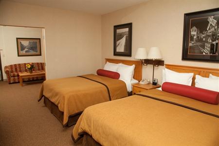 фото отеля BEST WESTERN Golden Spike Inn & Suites