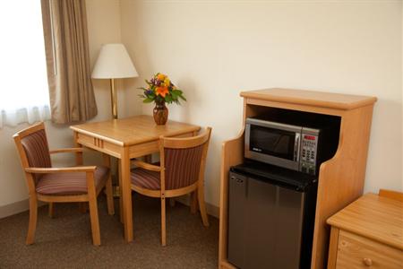 фото отеля BEST WESTERN Golden Spike Inn & Suites