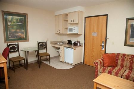 фото отеля BEST WESTERN Golden Spike Inn & Suites
