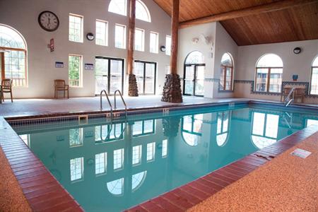 фото отеля BEST WESTERN Golden Spike Inn & Suites