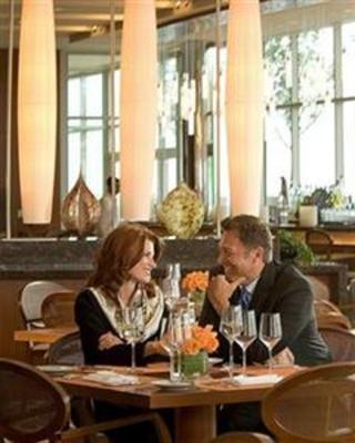 фото отеля Four Seasons Hotel St. Louis