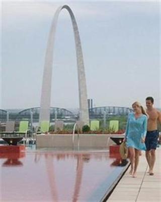 фото отеля Four Seasons Hotel St. Louis