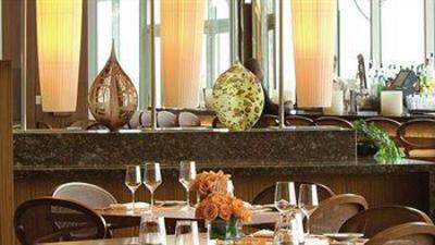 фото отеля Four Seasons Hotel St. Louis