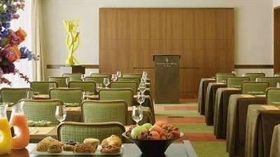 фото отеля Four Seasons Hotel St. Louis