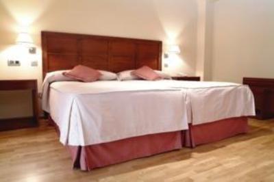 фото отеля Villa Virginia Hotel Sabinanigo